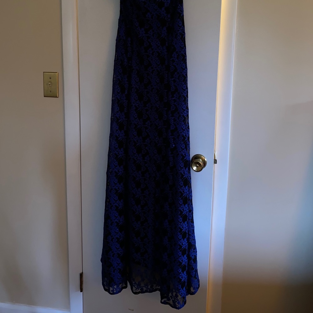 Dress - Picture 2 of 4